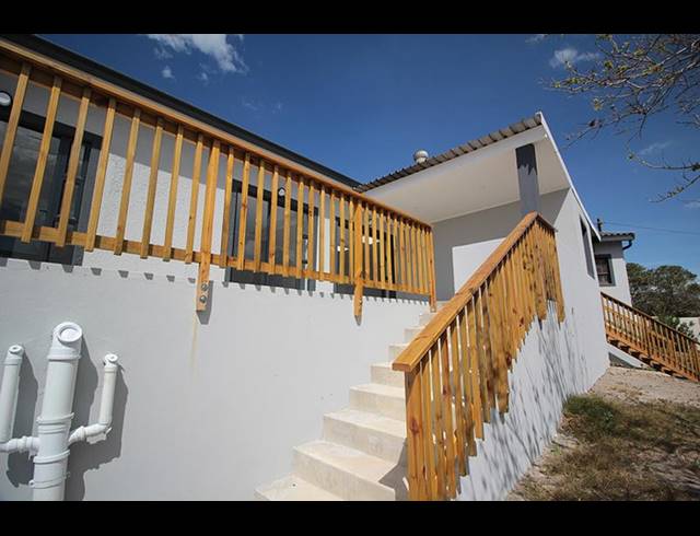 5 BEDROOM HOUSE FOR SALE IN FRAAIUITSIG